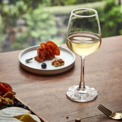 ly-ruou-vang-thuy-tinh-ocean-vino--white-wine-530W12 (4)
